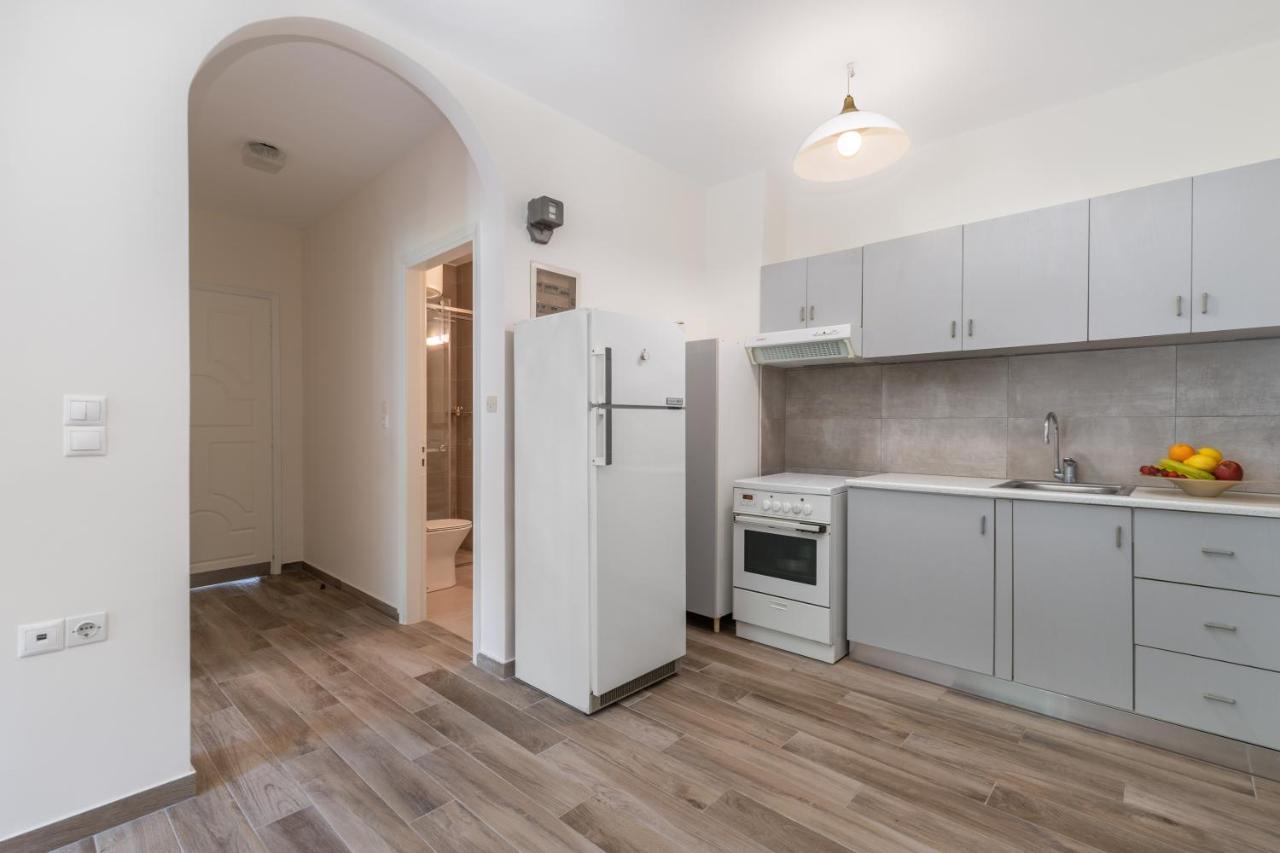 M K Apartments Arkítsa Eksteriør bilde