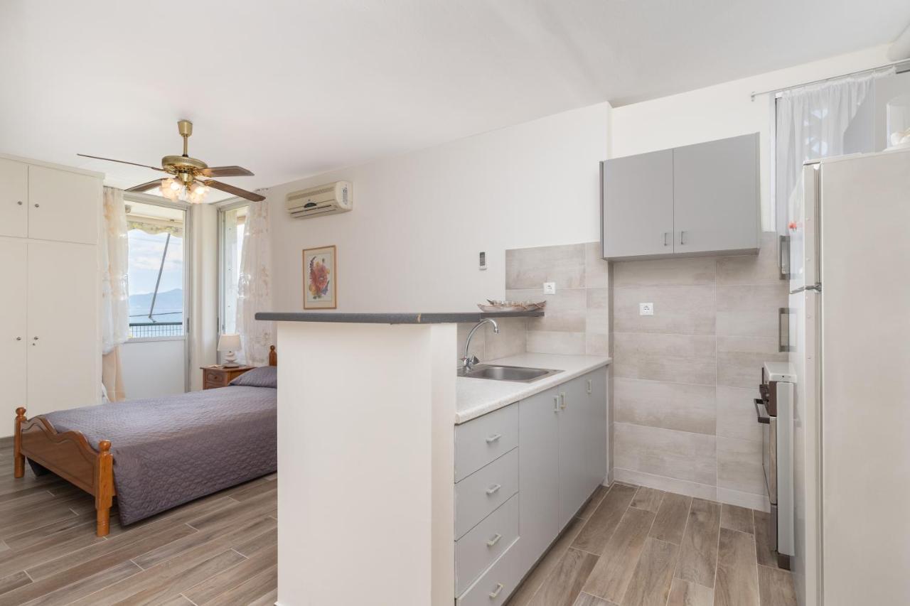 M K Apartments Arkítsa Eksteriør bilde
